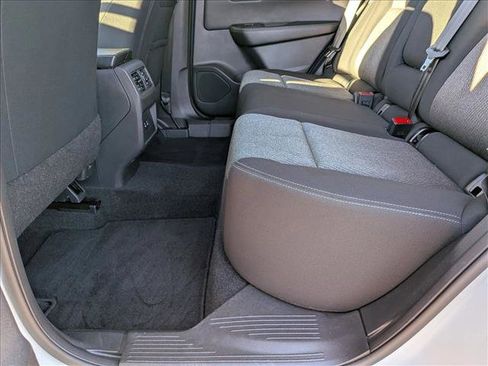 Used 2024 Nissan Rogue SV image 19