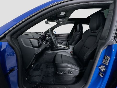 New 2026 Porsche Macan Turbo Electric AWD/4WD image 5