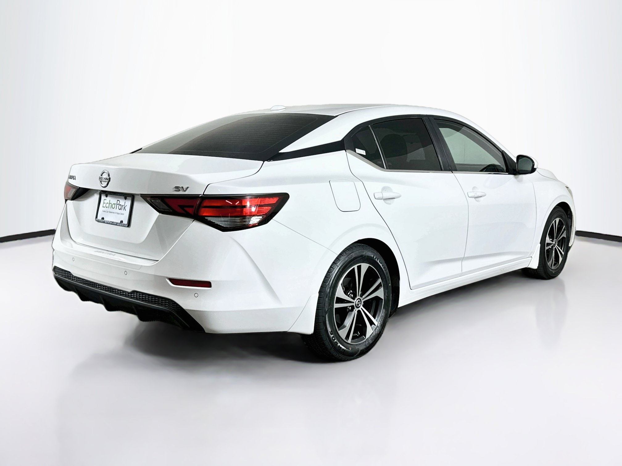Used 2022 Nissan Sentra SV w/ Trunk Package FWD image 9