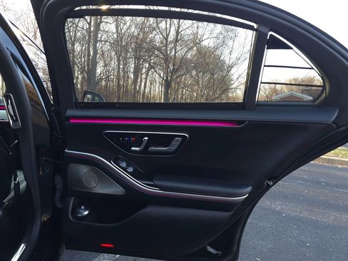 Used 2022 Mercedes-Benz S 500 4MATIC image 24