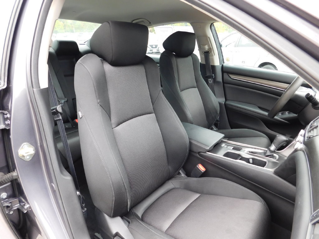 Used 2019 Honda Accord LX image 10