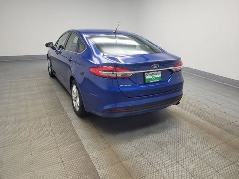 Used 2018 Ford Fusion SE FWD image 5