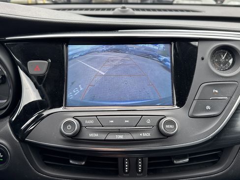 Used 2020 Buick Envision Essence image 20