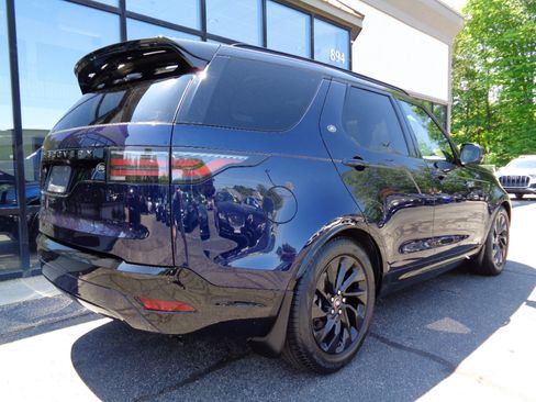 Used 2023 Land Rover Discovery S R-Dynamic image 5