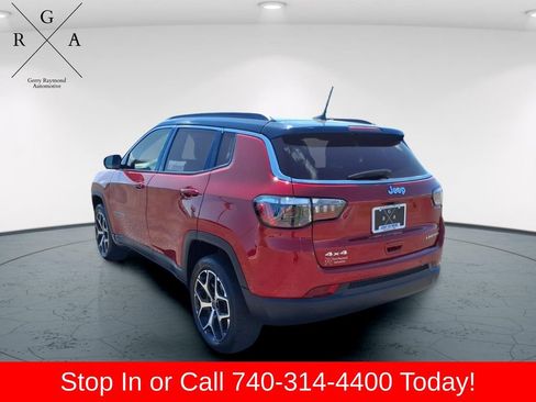 Used 2026 Jeep Compass Limited AWD/4WD image 5
