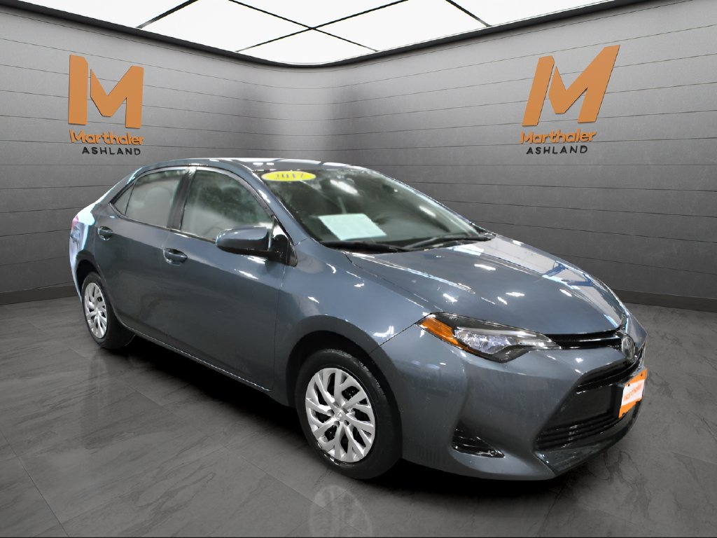Used 2017 Toyota Corolla LE FWD image 5