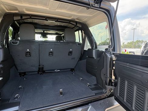New 2026 Jeep Wrangler Unlimited Sport AWD/4WD image 27