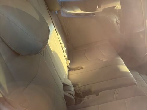 Used 2020 Cadillac Escalade Luxury image 9