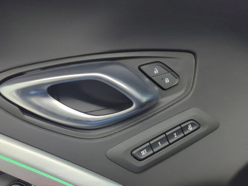 Used 2023 Chevrolet Camaro ZL1 RWD image 11