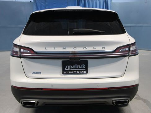 Used 2023 Lincoln Nautilus FWD image 31