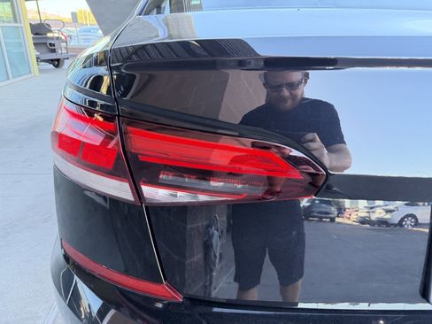 Used 2020 Volkswagen Passat 2.0T SEL image 14