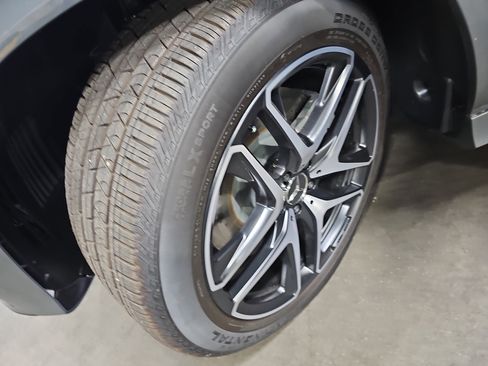 New 2026 Mercedes-Benz GLE 53 AMG 4MATIC Coupe image 34