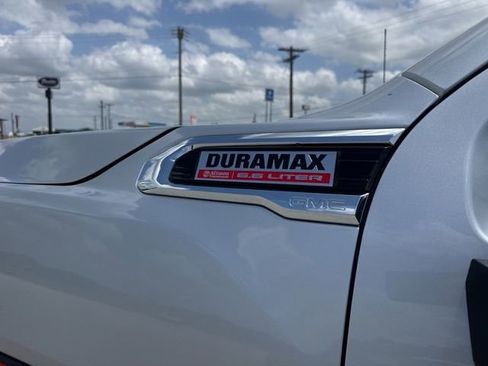 Used 2023 GMC Sierra 2500 Denali AWD/4WD image 10