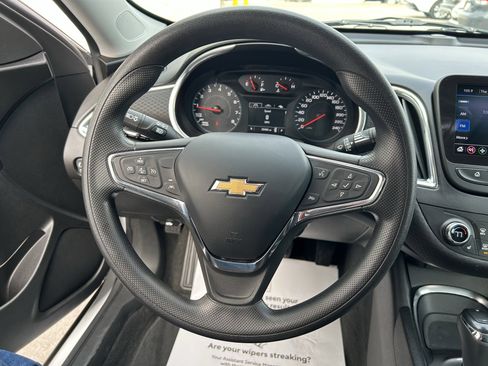 Used 2020 Chevrolet Malibu LT w/ Fleet LT Safety Plus Package image 24