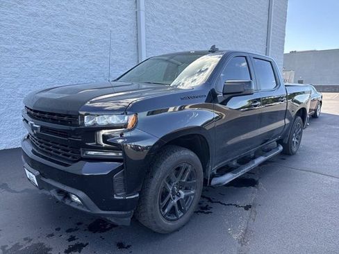 Used 2021 Chevrolet Silverado 1500 RST w/ LPO, Blackout Package AWD/4WD image 2