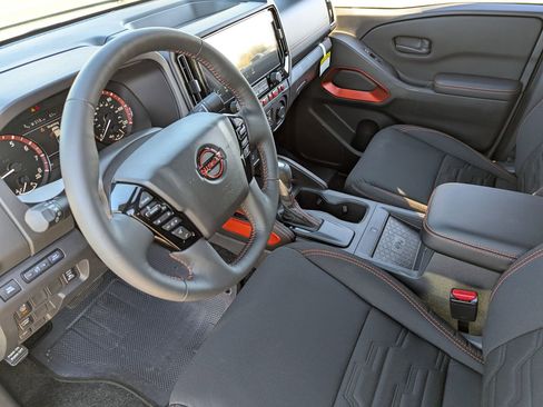 New 2026 Nissan Frontier Pro-X w/ Pro-X Convenience Package image 10
