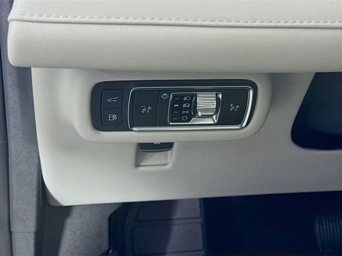 New 2026 Lincoln Nautilus Reserve w/ Jet Appearance Package image 10