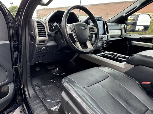 Used 2022 Ford F250 Lariat w/ Lariat Ultimate Package AWD/4WD image 20