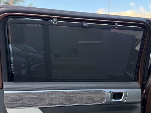 Used 2024 Hyundai Santa Fe Limited image 8