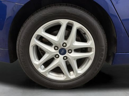 Used 2016 Ford Fusion SE FWD image 24