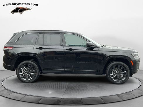 New 2026 Jeep Grand Cherokee Limited AWD/4WD image 2