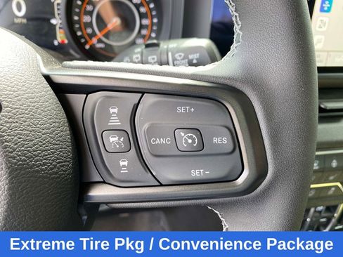 Used 2026 Jeep Wrangler Unlimited Sport AWD/4WD image 19