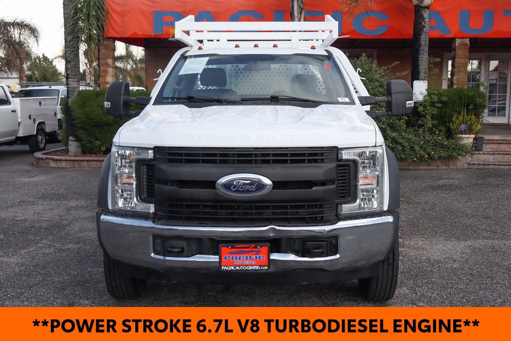 Used 2019 Ford F550 2WD Regular Cab Super Duty image 3