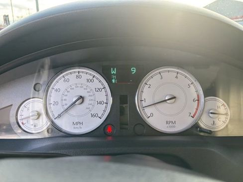 Used 2007 Chrysler 300 C w/ Protection Group II image 25