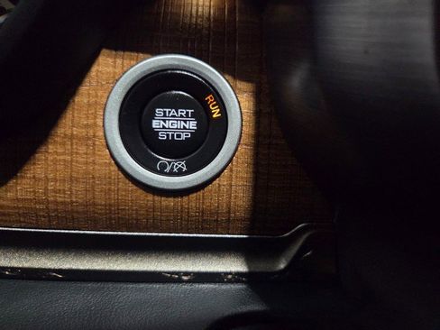 Used 2020 RAM 2500 Limited image 50