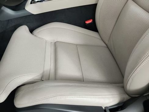 Certified 2026 Volvo XC90 B6 Ultra w/ Protection Package AWD/4WD image 13