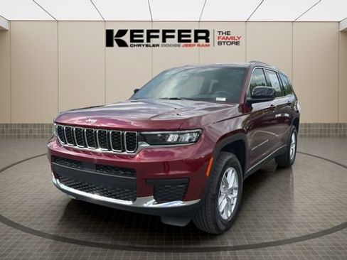 New 2026 Jeep Grand Cherokee L Laredo AWD/4WD image 1