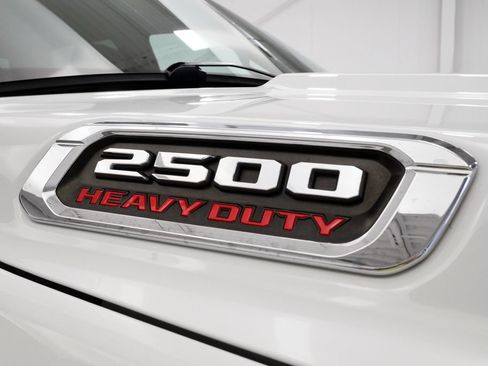 Used 2024 RAM 2500 Big Horn AWD/4WD image 10