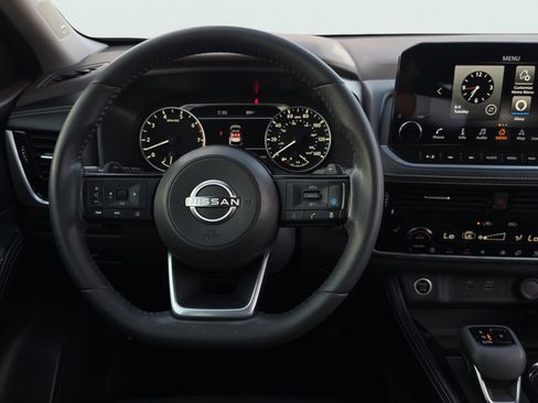 Used 2023 Nissan Rogue SL w/ SL Premium Package FWD image 12