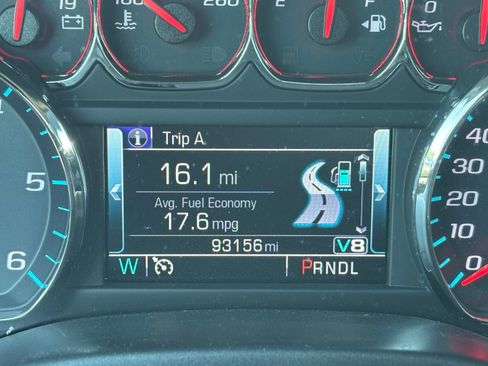 Used 2019 Chevrolet Silverado 1500 LT AWD/4WD image 12