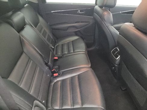 Used 2016 Kia Sorento EX w/ EX Premium Package image 19