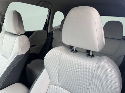 Used 2023 Subaru Forester image 16