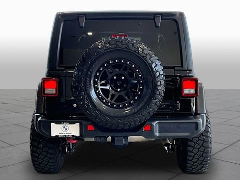 Used 2018 Jeep Wrangler Unlimited Rubicon AWD/4WD image 4