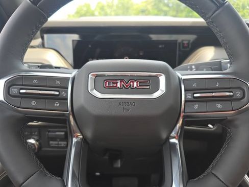 New 2026 GMC Yukon Elevation w/ Elevation Premium Package AWD/4WD image 29