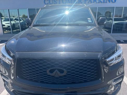 Used 2023 INFINITI QX80 Sensory w/ Cargo Package AWD/4WD image 2
