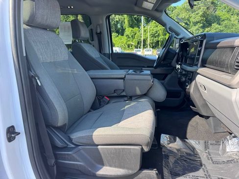 Used 2024 Ford F250 XLT w/ Snow Plow Prep Package AWD/4WD image 22