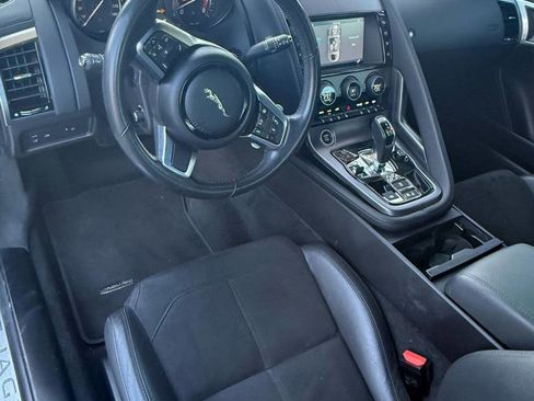 Used 2018 Jaguar F-TYPE Coupe image 4