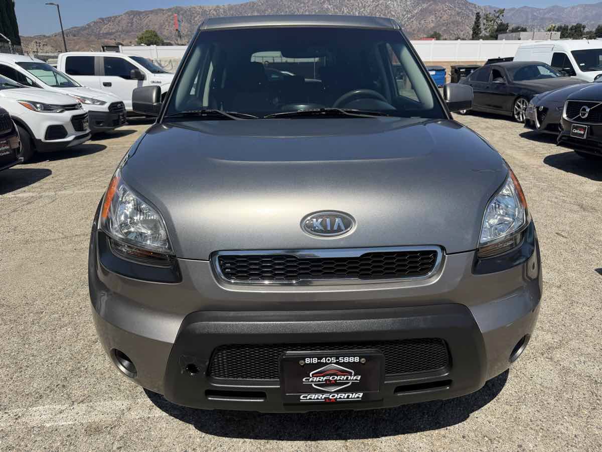 Used 2010 Kia Soul + w/ Audio Pkg FWD image 3
