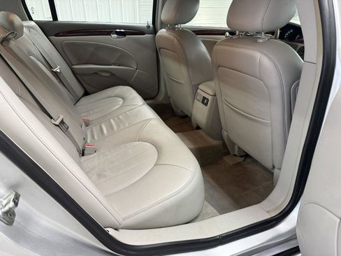 Used 2009 Buick Lucerne CXL w/ Driver Confidence Package image 29