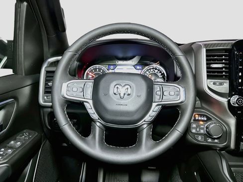 New 2026 RAM 1500 4x4 Crew Cab image 7