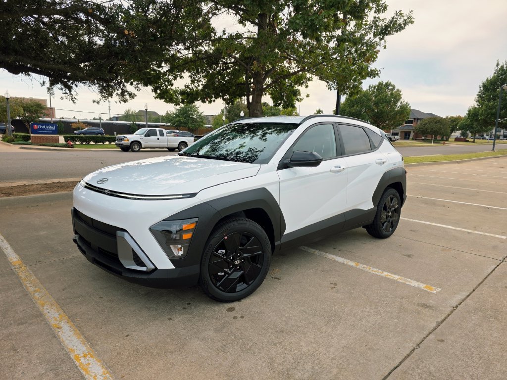 New 2027 Hyundai Kona SEL Sport FWD image 2