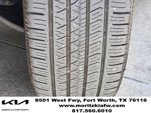 Used 2022 Kia Telluride S FWD image 10