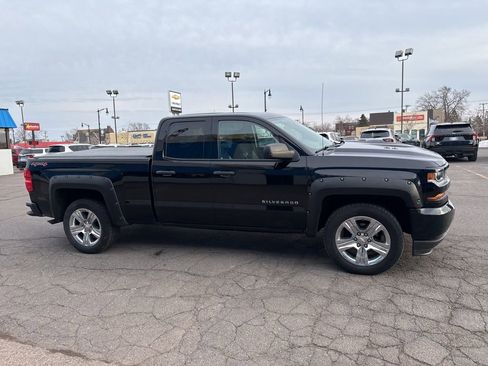 Used 2016 Chevrolet Silverado 1500 Custom w/ Custom Convenience Package image 6