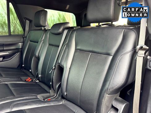 Used 2019 Ford Expedition XLT w/ Equipment Group 202A image 17