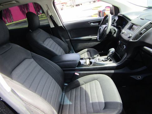 Used 2016 Ford Edge SE AWD/4WD image 5