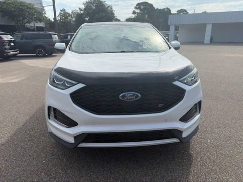 Used 2019 Ford Edge ST w/ Equipment Group 401A AWD/4WD image 3